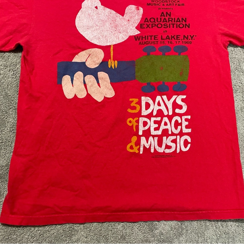 Liquid Blue Woodstock Graphic T Shirt Mens Medium Red - Picture 3 of 11